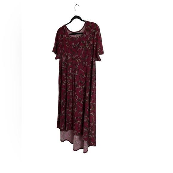 LuLaRoe woman’s Maroon Feather Print Dress Size Medium - Picture 1 of 7